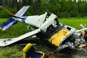 स्पेन में एक छोटा विमान क्रैश : तेज रफ्तार से गोता लगाकर खेतों में गिरा, 2 यात्रियों की मौत