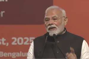आसियान सम्मेलन में वीडियो कॉन्फ्रेंसिंग से जुड़ेंगे मोदी : इब्राहिम से की फोन पर बात, कहा- व्यापक रणनीतिक साझेदारी को प्रगाढ़ बनाने के लिए उत्सुक हूं