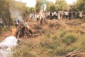 लूणी नदी की रपट पर बोलेरो हादसा : नहीं जले घरों में चूल्हे, पांच की हुई मौत, एक ही आंगन से उठी चार अर्थियां