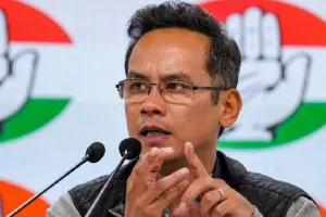 जिम्मेदारियों से भाग रहा है चुनाव आयोग : आयोग सवालों के जवाब नहीँ दे पा रहा, गोगोई ने कहा- समय आने पर जरूरी करवाई को लेकर कदम उठाए जाएंगे