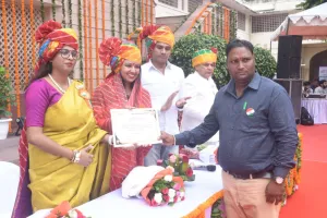 निगम मुख्यालय में ध्वजारोहण : स्वच्छ सर्वेक्षण में उत्कृष्ट कार्य करने वालों का सम्मान, कुसुम यादव ने कहा- टॉप 3 में जयपुर को लाने की हम सभी की जिम्मेदारी