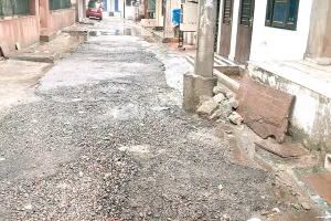 कोटा दक्षिण वार्ड 48- सड़कों पर गड्डे, गिट्टी से राहगीर चोटिल