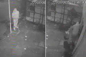 गणगौरी बाजार में बड़ी चोरी : सिंघल ट्रेडर्स से 12 लाख रुपए, चांदी के सिक्के और तेल के पीपे गायब