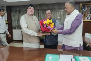 इफको के चेयरमैन दिलीप संघाणी ने के. जे. पटेल को इफको के 9वें प्रबंध निदेशक के रूप में घोषित किया