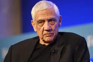 हर बच्चे को मिले मुफ़्त एआई ट्यूटर, कॉलेज जाने की नहीं होगी आवश्यकता : खोसला