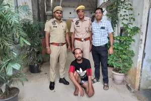 शातिर लुटेरा अशफाक अहमद गिरफ़्तार पुलिस थाना सिंधीकैम्प की त्वरित कार्रवाई, राहगीर से मोबाइल लूट का मामला सुलझा