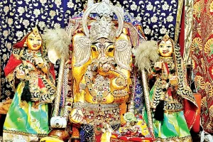 चार सौ साल पुराना गणेश मंदिर आस्था और रहस्य का है अनोखा संगम