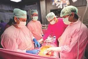 एसएमएस मेडिकल कॉलेज ने रचा इतिहास : दुनिया का पहला पॉलिमर माइटल वॉल्व का सफल प्रत्यारोपण