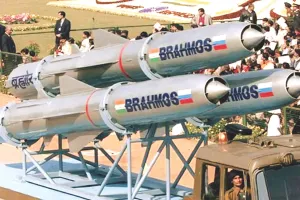 15 देश मांग रहे ब्रह्मोस, ऑपरेशन सिंदूर ने रक्षा बाजार में बढ़ाई भारत की चमक