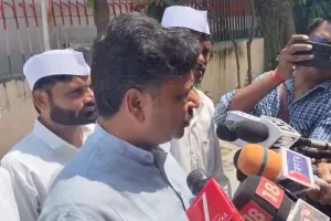 धर्मान्तरण को लेकर अलग-अलग कानून बना रही भाजपा की राज्य सरकारें : पीसीसी में पत्रकारों से बोले जूली- वे सिर्फ बातें करते हैं, काम नहीं 