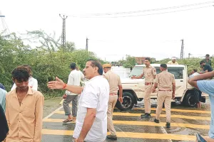 जिला कलक्टर ने अधिकारियों को मिशन मोड पर कार्य करने के दिए निर्देश : लगातार बारिश एवं वर्षाजनित परिस्थितियों को लेकर जिला प्रशासन मुस्तैद