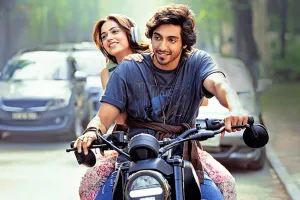 ‘सैयारा’ ने पूरे किए 50 दिन : फिल्म ने बॉक्स ऑफिस पर मचाया धमाल, अहान और अनीत की रोमांटिक केमिस्ट्री को दर्शकों ने किया बेहद पसंद 