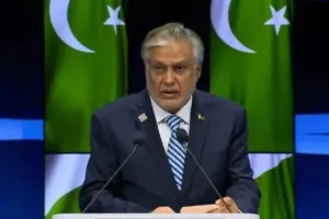 अब पाकिस्तान ने भी ट्रम्प का युद्ध विराम का दावा किया खारिज, डार ने कहा- भारत ने कभी तीसरे पक्ष के दखल को नहीं स्वीकारा  