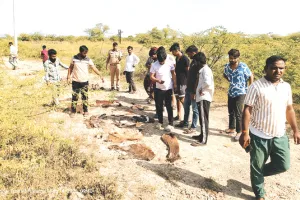 मालपुरा में तितरिया मोड़ स्थल : फार्म पॉण्ड किनारे आधा दर्जन नील गायों के मिले अवशेष, वन्यजीव प्रमियों में आक्रोश