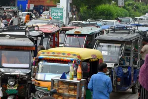 जयपुर में 75 फीसदी से अधिक ई-रिक्शे अनफिट : अधिकतर चालकों के पास नहीं है ड्राइविंग लाइसेंस, विधानसभा में पेश आंकड़ों से हुआ खुलासा