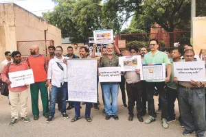 जेकेके की अनियमितताओं के खिलाफ कलाकारों का फूटा आक्रोश : पुराना संविधान लागू करने और गर्वनिंग काउंसिल गठित करने की मांग  