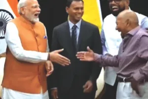 हंसना जरूरी है : पीएम नरेन्द्री मोदी का हल्का-फुल्का पक्ष, प्रधानमंत्री बनने पर हाजिरजवाबी को मिला एक बड़ा मंच