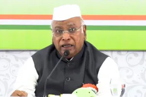 मल्लिकार्जुन खड़गे का केंद्र सरकार पर प्रहार : दलितों, पिछड़ों, अल्पसंख्यकों और गरीबों के काटे जा रहे वोट, कहा- बिहार से बजेगा बदलाव का बिगुल 