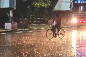 Rajasthan Weather Update : प्रदेश के कई जिलों में बरसे बादल, अगले चार दिन बारिश का अलर्ट जारी 