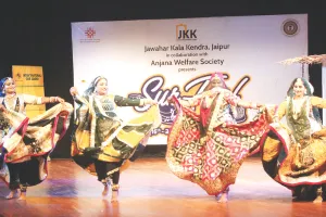 सुर-ताल फेस्टिवल : शास्त्रीय, लोकनृत्य और लघु नाटकों की शानदार प्रस्तुतियां, प्रतिभागियों को प्रमाण-पत्र देकर किया सम्मानित