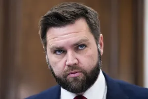 यूक्रेन को टॉमहॉक मिसाइलें यूरोप के रास्ते : रूस को शांति वार्ता का आह्वान, वेंस बोले- हम कई यूरोपीय देशों के आवेदनों पर विचार कर रहे