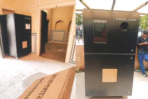 कई माह से बंद पड़ीं प्लास्टिक बोतल फ्लेकिंग मशीनें : अल्बर्ट हॉल, हवामहल और आमेर महल में मशीनें कई महीनों से बंद 