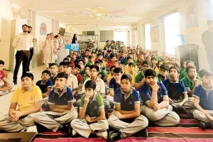 असर खबर का : नवज्योति ने समाज में किया जागरूकता का संचार, स्कूलों में पहुंचा वन विभाग, कबूतरों से स्वास्थ्य नुकसान से किया रुबरु