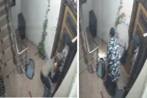 अपार्टमेंट में नकाबपोश बदमाशों की घुसपैठ : गेट तोड़ने की कोशिश, सीसीटीवी में कैद वारदात