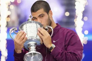 यूएस ओपन : खिताब के साथ अल्कारेज बने वर्ल्ड नम्बर-1, फाइनल में इटली के जैनिक सिनर को चार सेटों के संघर्ष में दी शिकस्त