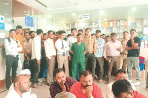 अस्पताल में महिला मरीज की मौत पर बवाल, परिजनों ने हॉस्पिटल प्रशासन पर लगाया इलाज में लापरवाही का आरोप