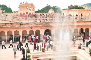 एक माह में विभाग के 34 पर्यटन स्थलों पर आए 7.78 लाख से अधिक पर्यटक, इनकम हुई 4.57 करोड़ रुपए से अधिक