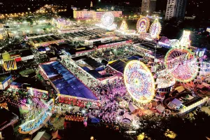 मेले में मोबाइल नेटवर्क हो जाता जाम : परेशान होता हर आम, मेला समिति व अधिकारी करते वॉकी-टॉकी का उपयोग  