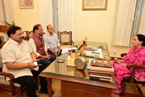 दिया कुमारी से जयपुर व्यापार महासंघ की शिष्टाचार भेंट, दीपावली पर सुगम यातायात व्यवस्था के लिए उपमुख्यमंत्री ने महासंघ को दी बधाई, 