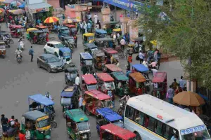 जयपुर में 9 हजार से अधिक ई-रिक्शा चलन से बाहर करने की तैयारी, फिटनेस नहीं कराने पर पंजीयन होंगे निलंबित