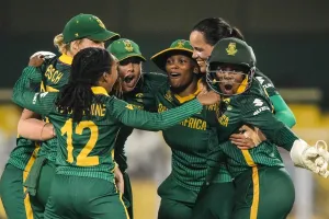विमेंस वनडे वर्ल्ड कप : दक्षिण अफ्रीका पहली बार विमेंस वनडे वर्ल्डकप के फाइनल में, इंग्लैंड को पहले सेमीफाइनल में 125 रन से किया पराजित 