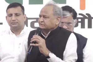 बिहार विधानसभा चुनाव : तेजस्वी होंगे महागठबंधन का मुख्यमंत्री चेहरा, अशोक गहलोत ने की घोषणा 