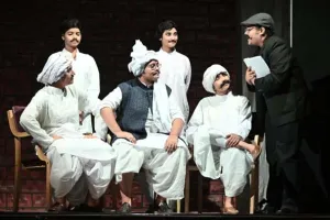 नाटक जाति ही पूछो साधु की का सफल मंचन, समाज में व्याप्त जातिगत मानसिकता को किया उजागर