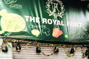 गंदगी एवं आरएमए ट्रेड लाईसेंस की शर्तो के उल्लंघन के खिलाफ कार्रवाई : 3 रेस्टोरेंट एवं दुकानें सील, रश्मि कांकरिया ने कहा-  नोटिस देने के बाद भी लाईसेंस नवीनीकरण नहीं कराया 