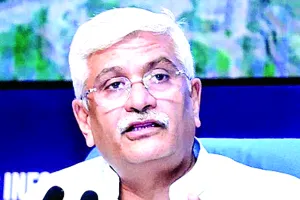 शेखावत ने मोंडियाकल्ट में रखा भारत का मजबूत पक्ष : सांस्कृतिक अधिकारों एवं सांस्कृतिक अर्थव्यवस्था पर की चर्चा, कहा- एआई से सांस्कृतिक विविधता को बचाना होगा 