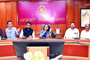 समस्त प्रकोष्ठों एवं जोन उपायुक्तों की समीक्षा बैठक : लंबित प्रकरणों के त्वरित निस्तारण और पारदर्शी कार्यप्रणाली पर फोकस, आनंदी ने कहा- लंबित प्रकरणों का जल्द हो निस्तारण