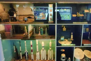 सेना के लिए इसरो की तैयारी : अनुपयोगी सैटेलाइट्स को नष्ट करने की तैयारी में जुटा इसरो और जापान, 26 हजार करोड़ की लागत से बन रहा स्पेस बेस्ड सर्विलांस-3 सिस्टम