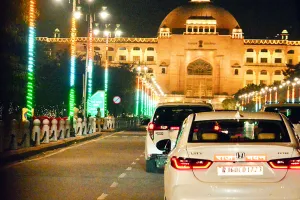 हरिभाऊ बागड़े ने निहारी गुलाबी शहर की रोशनी, कहा- दीपावली उजास का पर्वा 