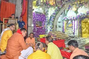 भजनलाल शर्मा ने मेहंदीपुर बालाजी के किए दर्शन : मंत्रोच्चार के साथ विशेष पूजा-अर्चना, प्रदेशवासियों की सुख-समृद्धि एवं आरोग्यमय जीवन की कामना की