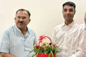 राजस्थान प्रशासनिक सेवा परीक्षा-2023 : देवनानी ने कुशल चौधरी को दी शुभकामनाएं, अपने आवास पर आमंत्रित कर किया सम्मानित 