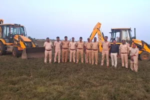 असर खबर का- अतिक्रमियों के खिलाफ प्रशासन का चला पीला पंजा, 50 बीघा वन भूमि हुई मुक्त