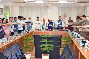 बागडे ने सरदार पटेल को अर्पित किए श्रद्धासुमन, सैनिक कल्याण बोर्ड की बैठक में दिलाई राष्ट्रीय एकता की शपथ 