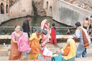 पंचांग का यह महीना तीज-त्योहारों से परिपूर्ण : आठ अक्टूबर से शुरू होगा कार्तिक प्रतिपदा क्षय, प्रात: स्नान शरद पूर्णिमा से ही