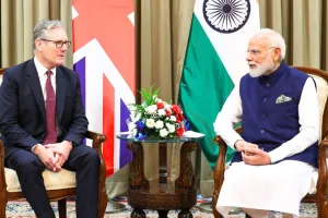 मोदी ने कीर स्टारमर के साथ की प्रतिनिधिमंडल स्तर की बैठक : द्विपक्षीय सहयोग बढ़ाने की प्रतिबद्धता पर दिया जोर, विजन 2035 रोडमैप की भी समीक्षा 