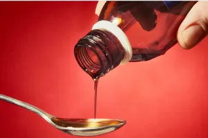 खांसी की दवाओं पर सरकार सख्त : बच्चों के बीमार पड़ने पर खांसी की दवाओं की जांच के आदेश, तीन सदस्यीय कमेटी गठित