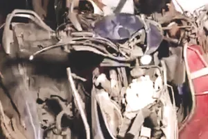 उत्तर प्रदेश में 2 स्कूटी में धमाका : ब्लास्ट से दुकान तहस-नहस, डेढ़ किलोमीटर दूर तक सुनाई दी आवाज